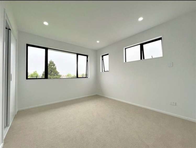 31 Elieen Newwey place Henderson_5