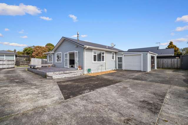 SIMPLY STYLISH & MOVE-IN READY
