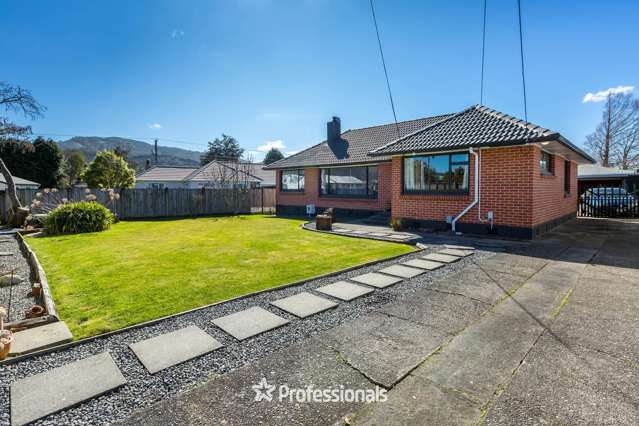8 Coates Grove Silverstream_3