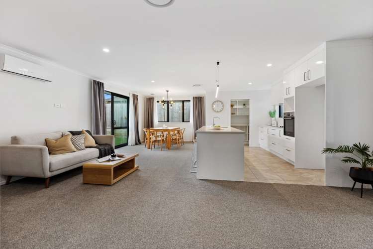 12 Cowell Crescent Pyes Pa_5