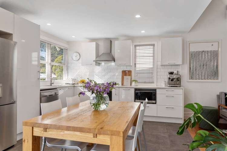 31 Queens Parade Devonport_9