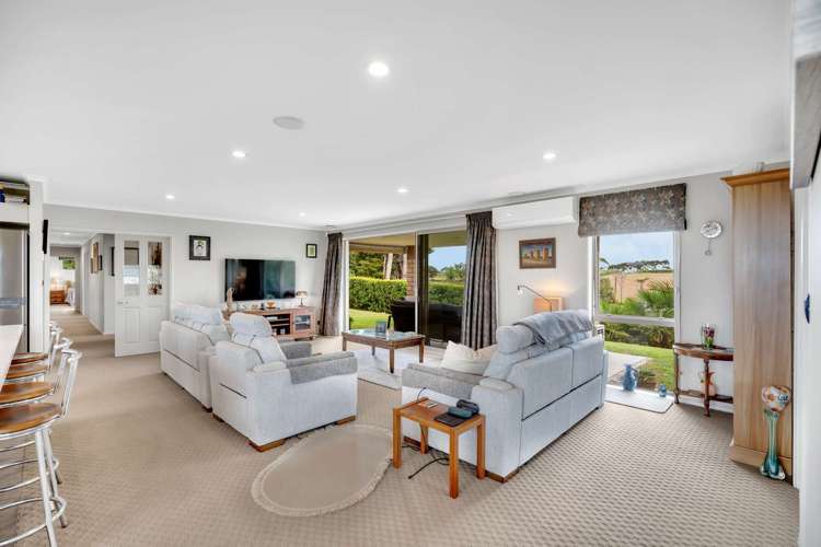 12 Omana Avenue Shelly Beach Helensville_11