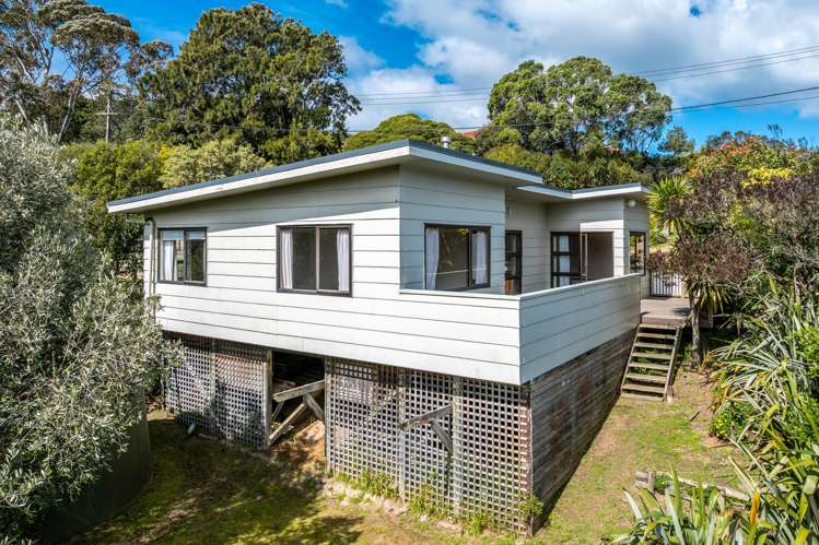 69 Ocean Road Surfdale_3