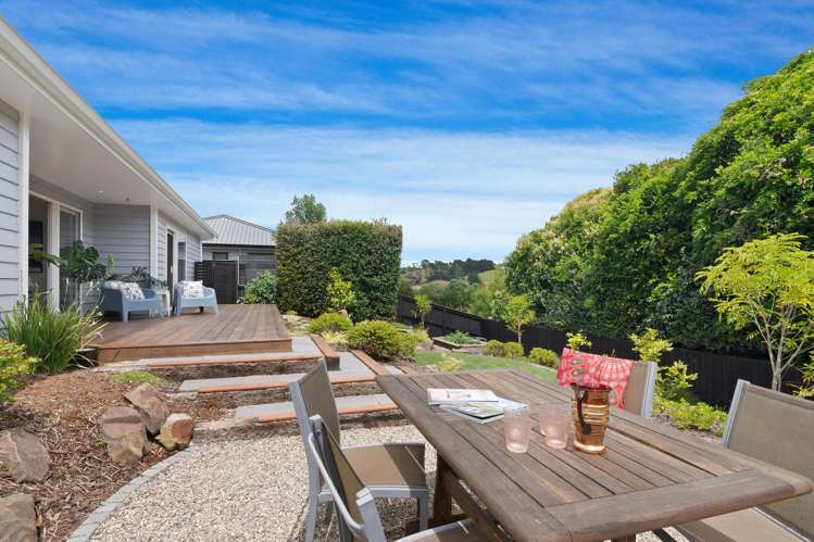 8 Alfred Peter Crescent_0