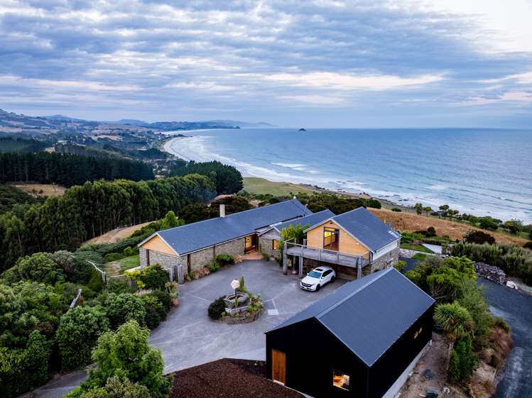 186 Taieri Mouth Road Brighton Dunedin City Rural Property For