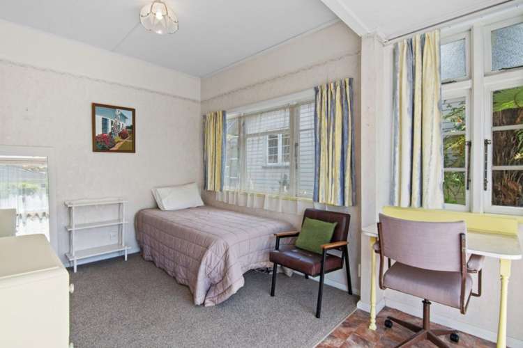 100 Toi Toi Street Toi Toi_11