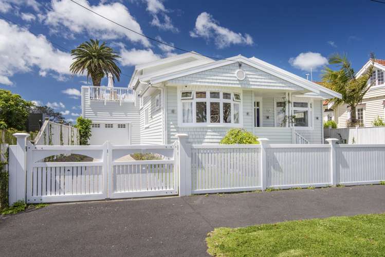 12 Oxford Terrace Devonport_1