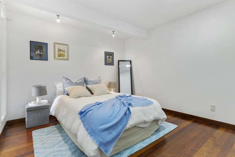 415 Redoubt Road Totara Park_15