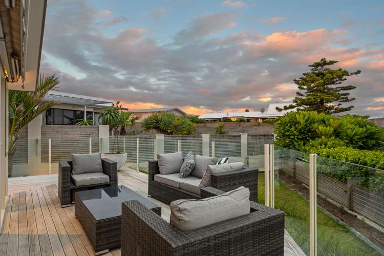 29 Blue Bell Parade Omaha_11