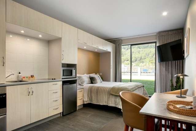 114/2 Reads Quay Gisborne Central_3