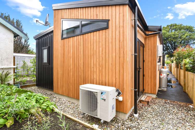 83 North Road North East Valley_14