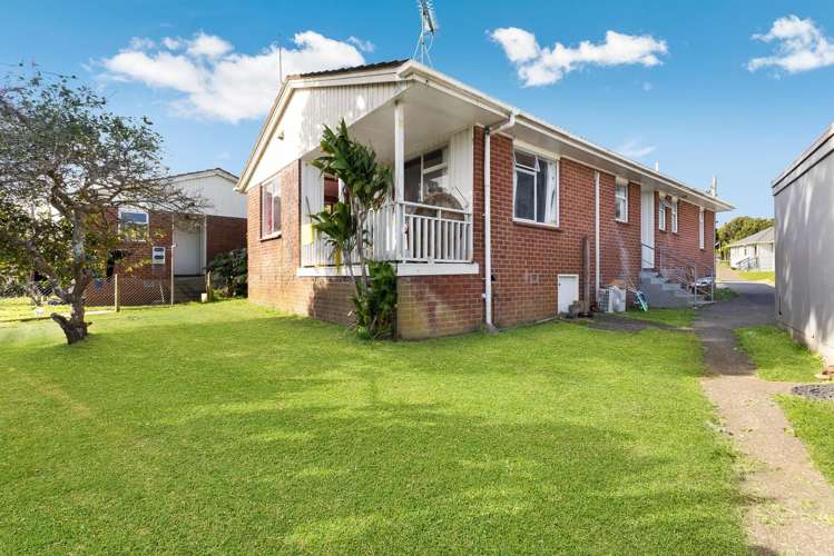 42 Gilbert Road Otara_10