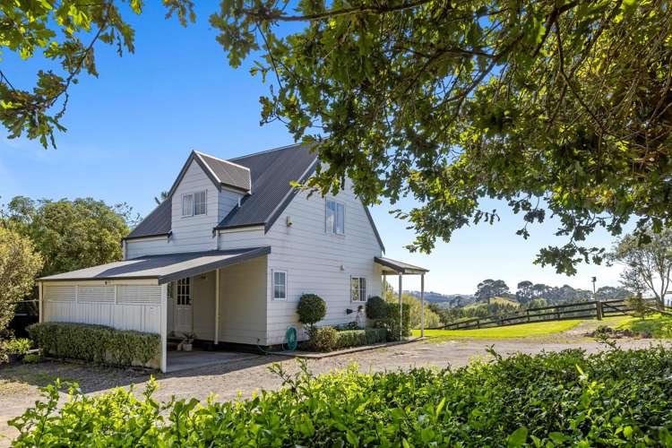 35 Joblin Road Wainui_16