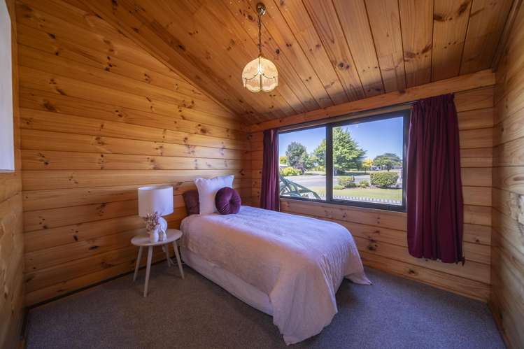 10 Dorizac Place Te Anau_11