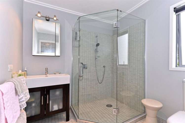 2 Lucy Murcott Place Stoke_16