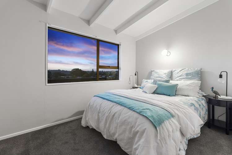 14 Telstar Place Beach Haven_7