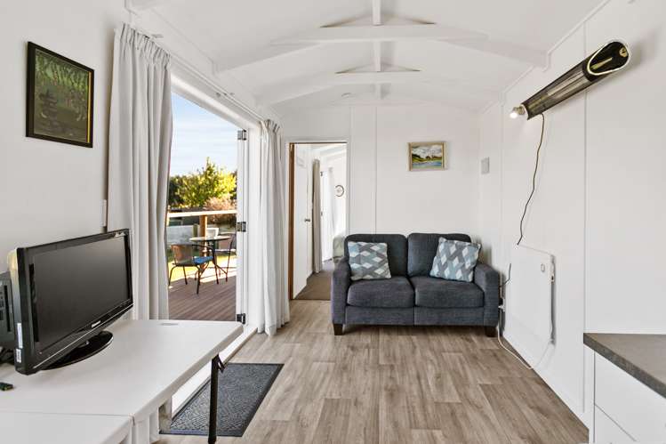 284 White Road Waipawa_12