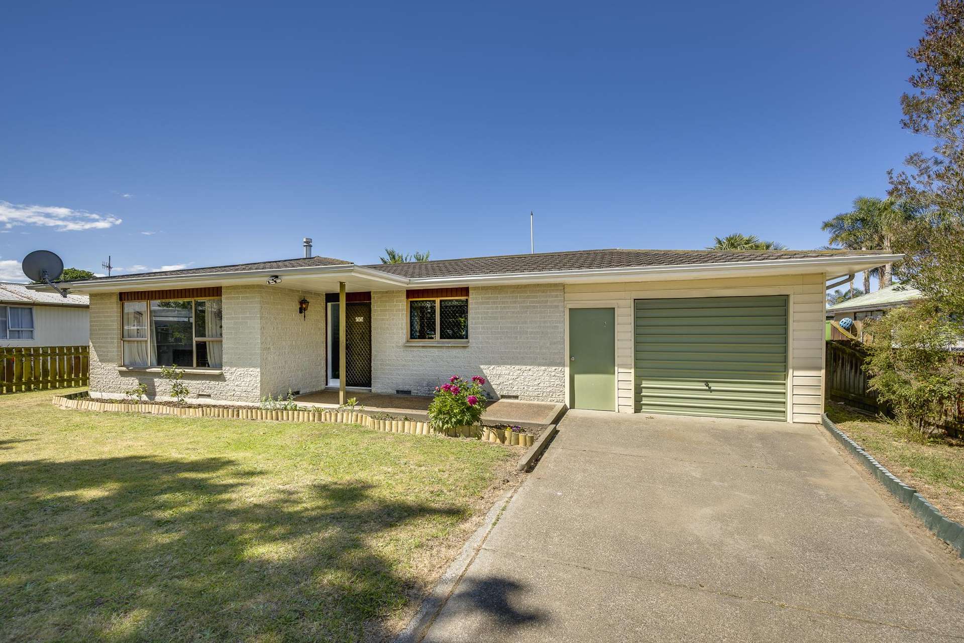 17 Walton Place Flaxmere_0