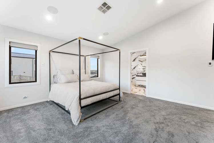 13 Michael Richard Place East Tamaki Heights_18