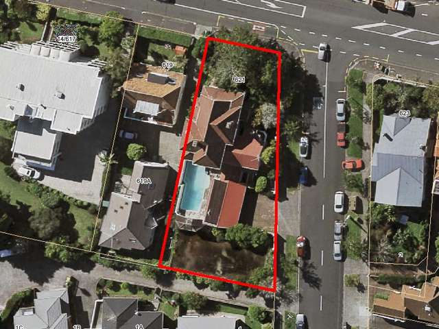 Location, Location, Renovators Dream or Development Opportunity