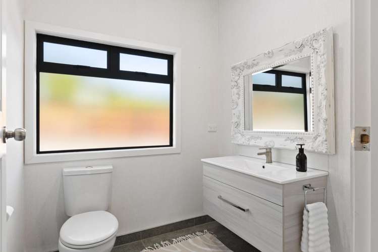 28 Gaddums Hill Road Outer Kaiti_9