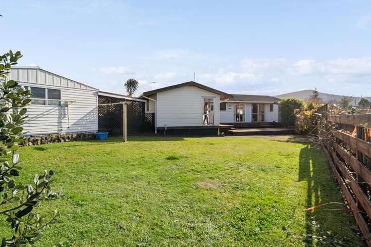 2 Bata Place Pomare_21