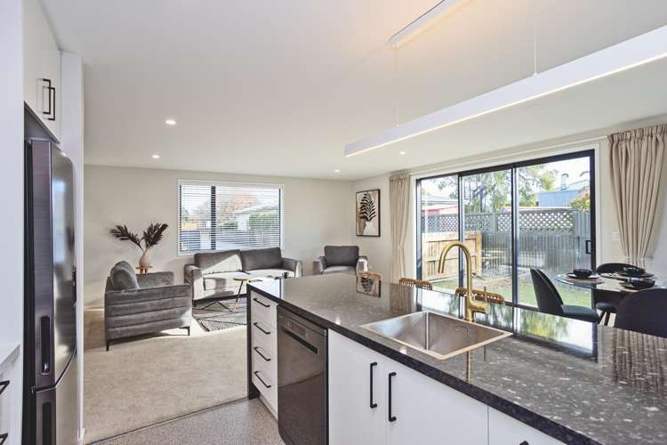 25 Salford Street Windsor_14