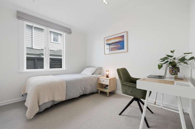 8 Richard Street 1685_8