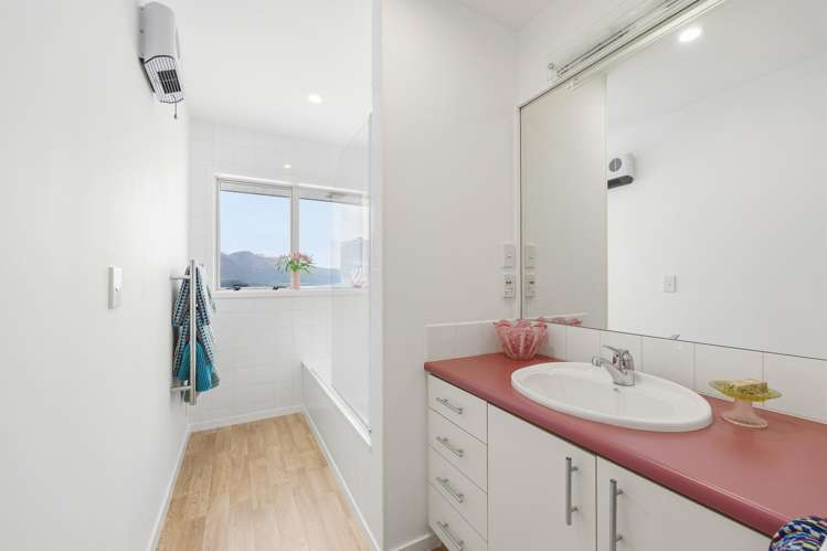 B/13 Peregrine Place Queenstown Hill_24