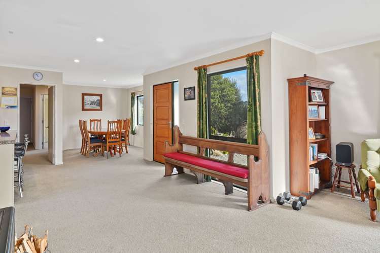 11 Toutouwai Place St Arnaud_6