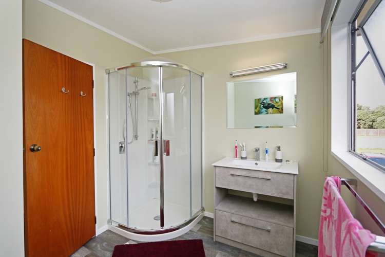 78 Ngatai Street Manaia_9