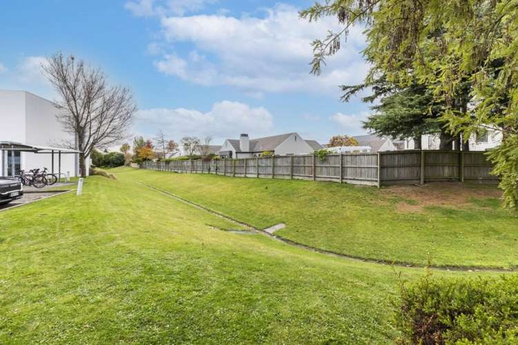 7/41 Sir William Pickering Drive Burnside_10