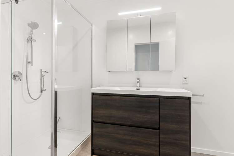 3/108 East Tamaki Road Papatoetoe_4