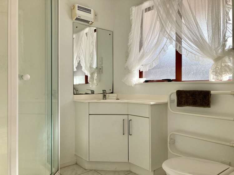 30 Vintage Drive Henderson_13