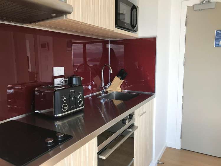 1701A/111 Dixon Street 2185_10