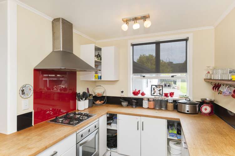 187 Rutene Road Kaiti_2