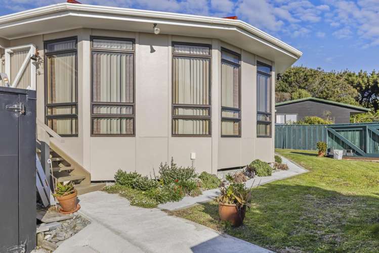 24 Scott Avenue Otaki Beach_11