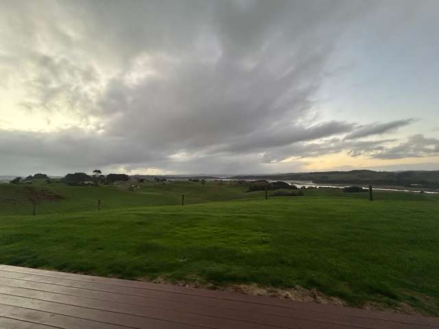 Address withheld Raglan_3