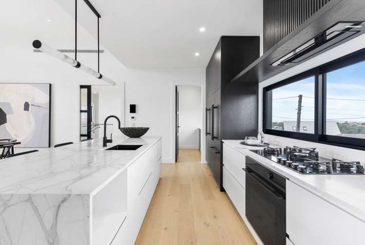 84 Ardern Avenue Stanmore Bay_12