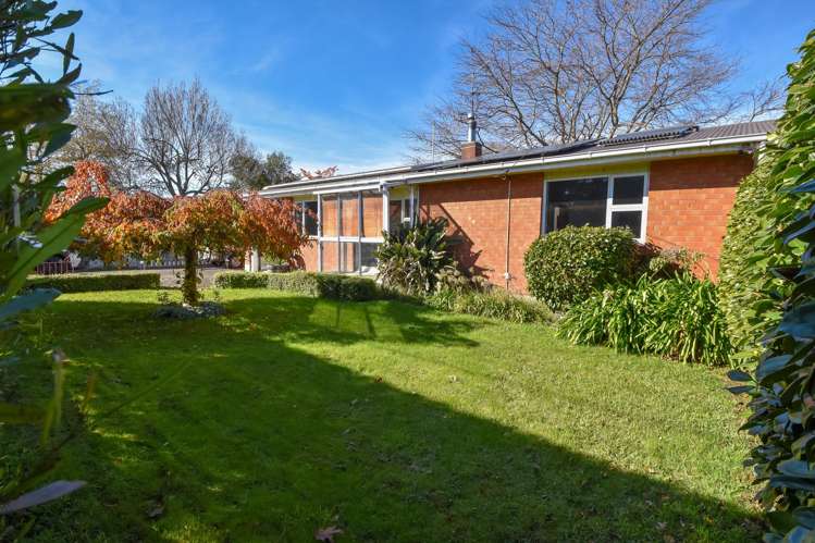 481 High Street South Carterton_25