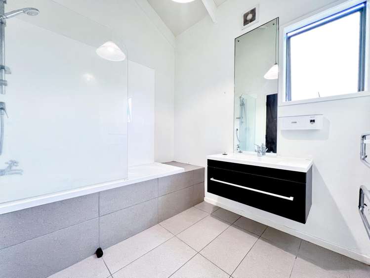39 Pohutukawa Place Ellerslie_11
