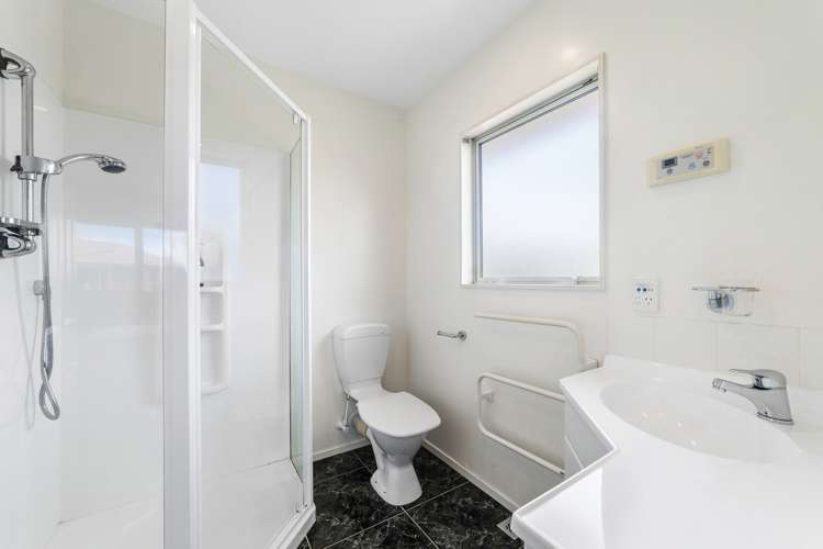 4 Black Pine Road Woodridge_13