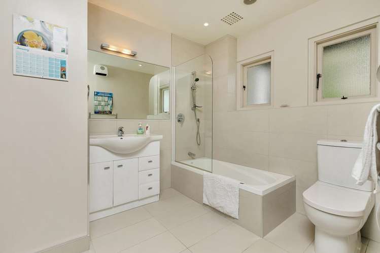 30/34 Waiwera Place Waiwera_12