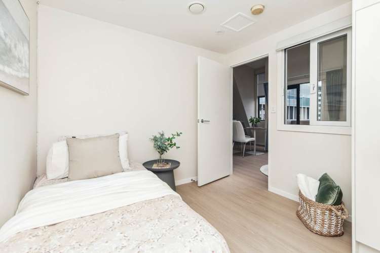 11C/23 Emily Place City Centre_4