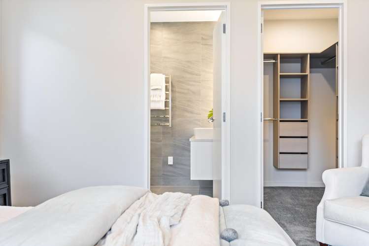 6 Tipu Crescent Milldale_24