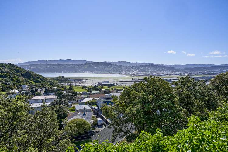 25 Tukanae Street Strathmore Park_13