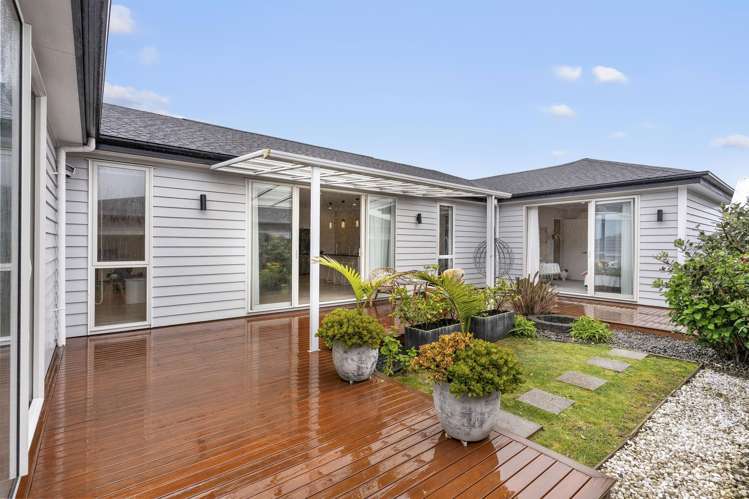 4 Tararua Street Massey_32
