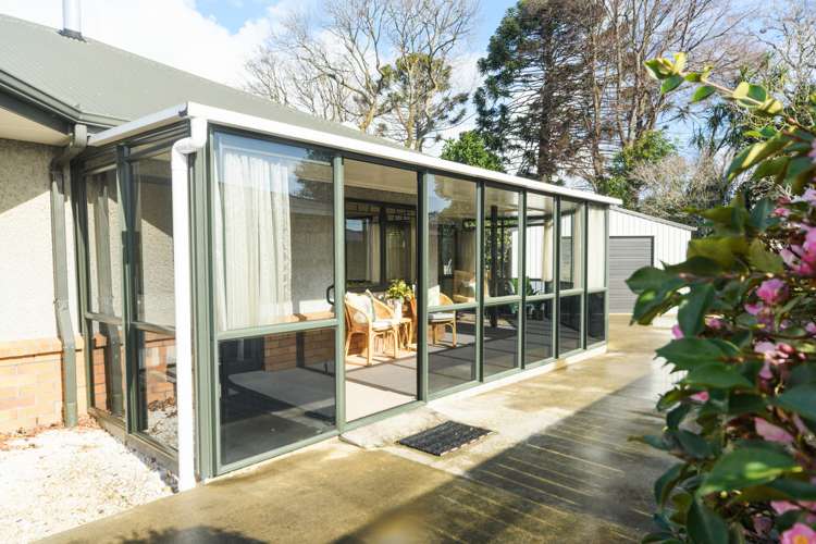 8 Suffolk Crescent Feilding_16