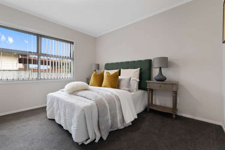 1/8 Edgewater Drive Pakuranga_9