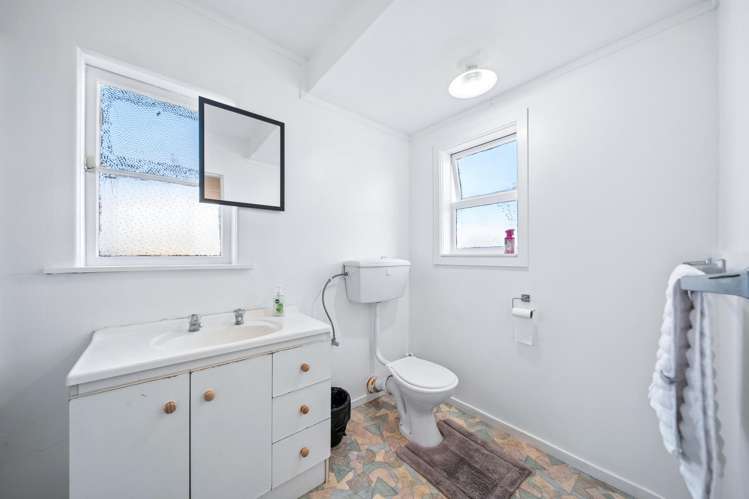 1/81 Gloucester Road Manurewa_12